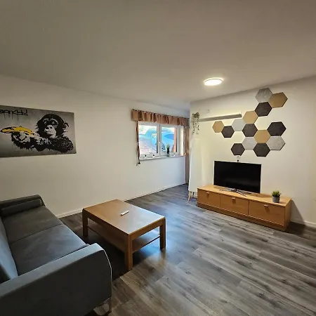 Geraeumige In Seenaehe