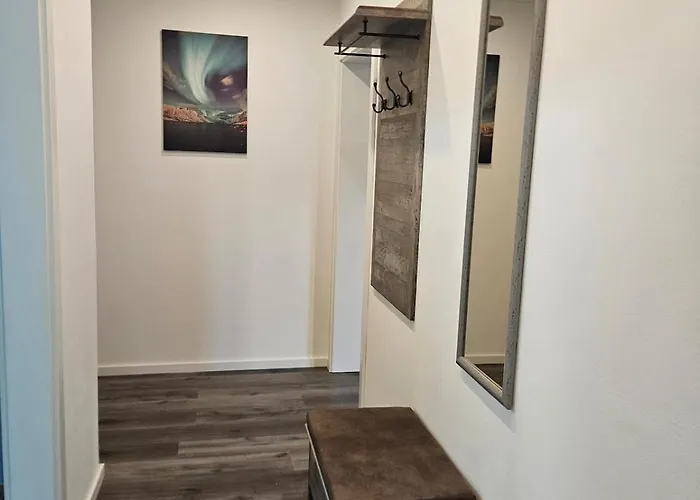 Geraeumige In Seenaehe Apartment