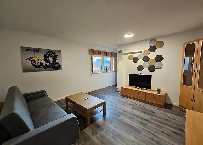 Geraeumige In Seenaehe